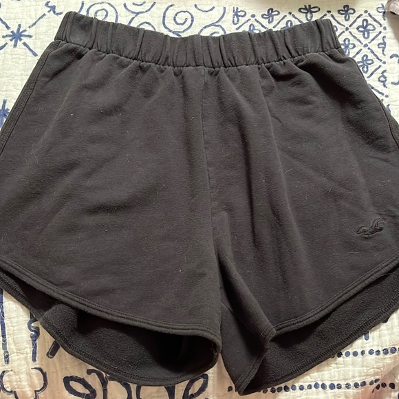 Hollister charcoal grey/black soft elastic waist ultra high rise shorts - Picture 1 of 4